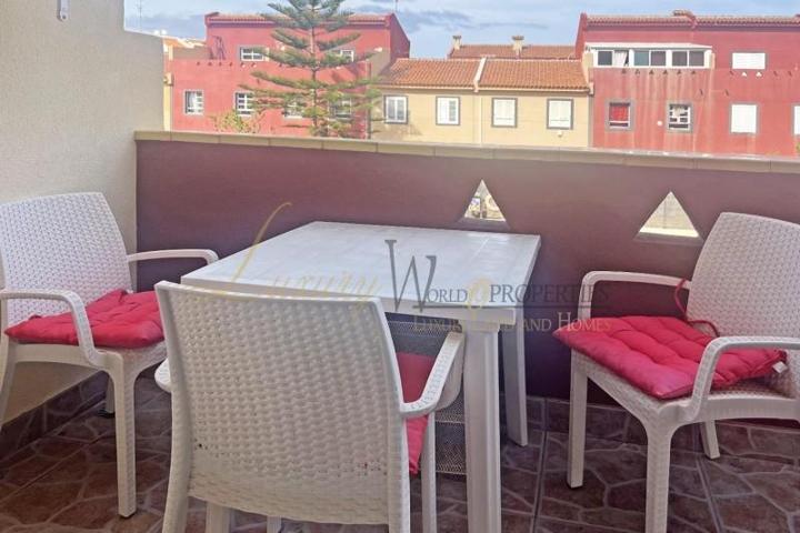Apartamento en venta en Costa del Silencio, Calle Chasna, 38630 photo 0
