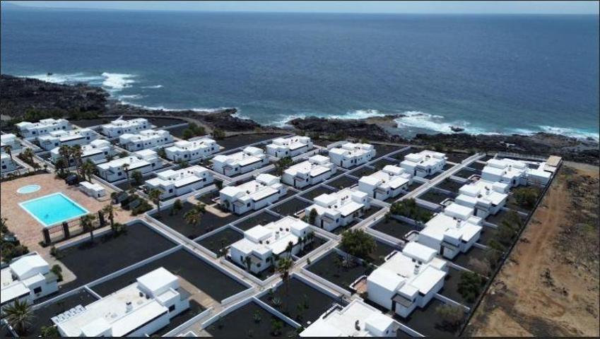 Chalet en venta en Yaiza, Playa Blanca photo 0
