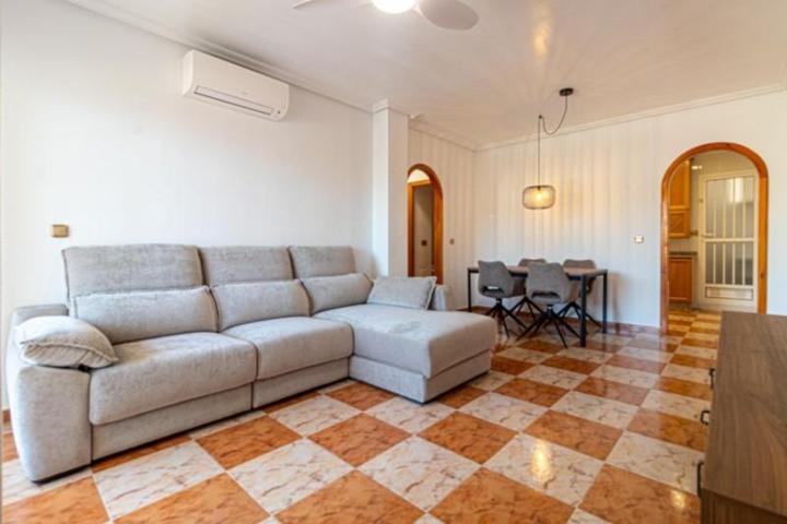 Apartamento en venta en Orihuela Costa, Lomas de Cabo Roig-Los Dolses photo 0