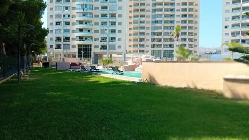 Apartamento en venta en Villajoyosa, Cala de finestrat photo 0