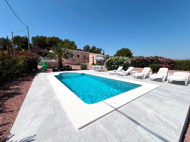 Chalet en venta en Hondon de los Frailes photo 0