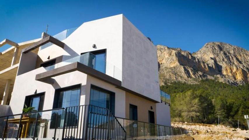 Chalet en venta en Polop, Urbanizaciones photo 0