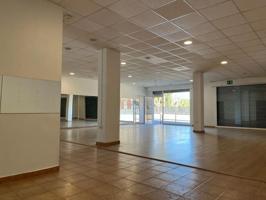 Local comercial en venta en Hostalric, Centro photo 0