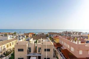Apartamento en venta en Torrevieja, Torrevieja photo 0
