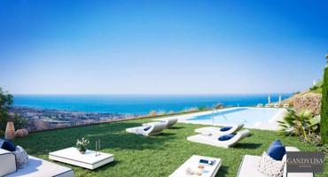 Apartamento en venta en Rincón de la Victoria photo 0