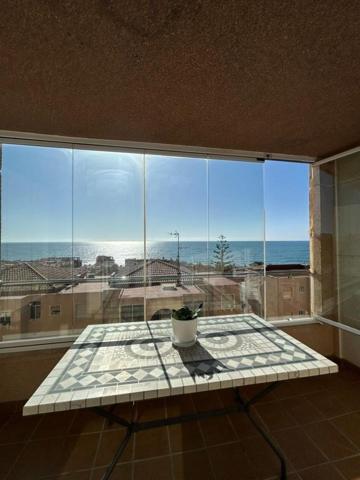 Apartamento en venta en Torrevieja photo 0