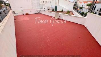 Adosada en venta en Es Castell photo 0