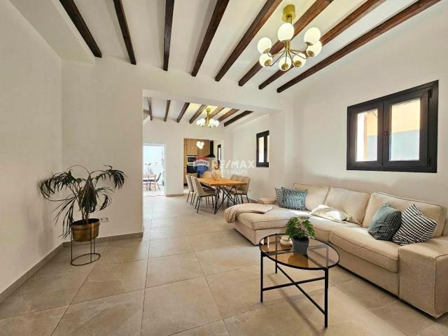 Casa en venta en Manacor photo 0