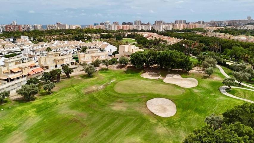 Adosada en venta en Alicante, Alicante Golf photo 0