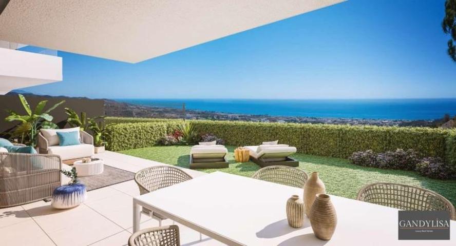 Apartamento en venta en Rincón de la Victoria photo 0
