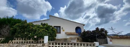 Adosada en venta en Moraira photo 0