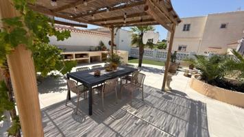 Chalet en venta en Torrevieja photo 0