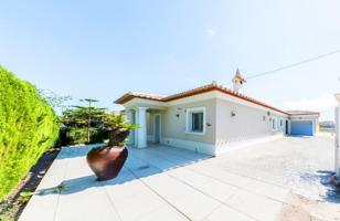 Casa en venta en Moraira, Moraira photo 0