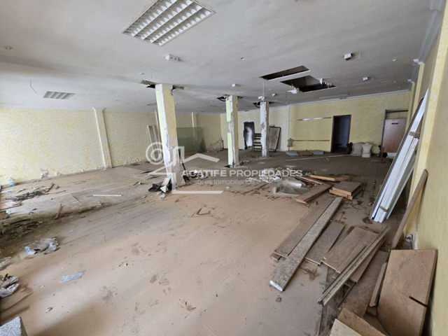 Local comercial en venta en Arrecife, Arrecife Centro photo 0