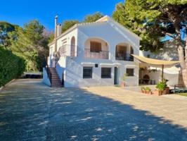 Chalet en venta en Denia, Dénia photo 0