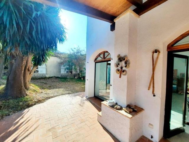 Casa con terreno en venta en Alberic, Monte jucar photo 0