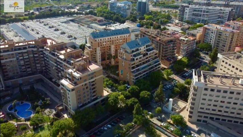 Piso en venta en Valencia, Campanar photo 0