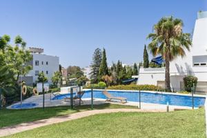 Apartamento en venta en Marbella photo 0