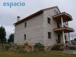Chalet en venta en Arganza, Dehesas photo 0