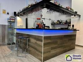 Local comercial en alquiler en Marbella, Costa del Sol Occidental-Área de Marbella photo 0