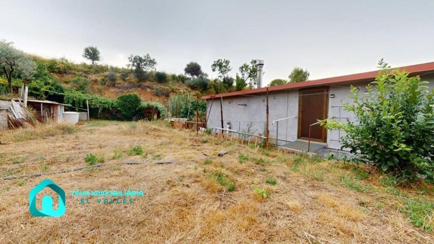Casa con terreno en venta en Terrassa, Vista Alegre photo 0