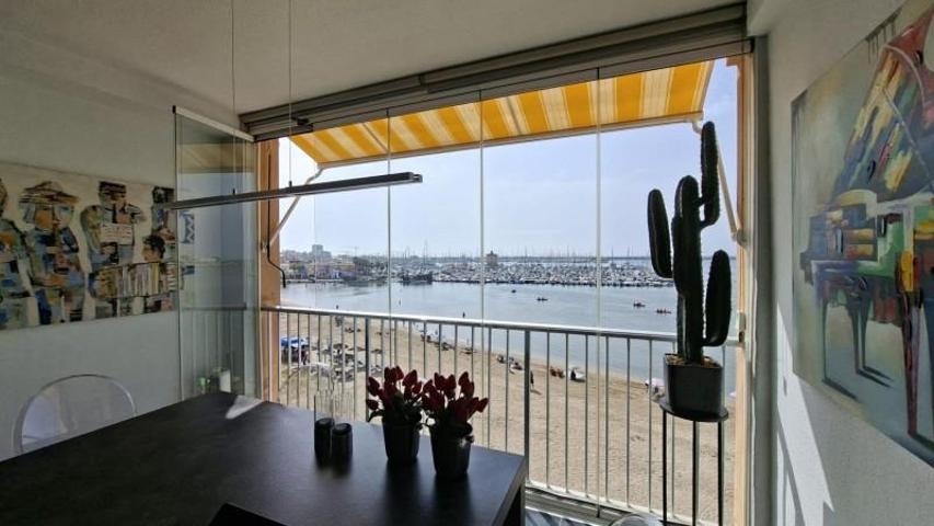 Apartamento en venta en Torrevieja photo 0