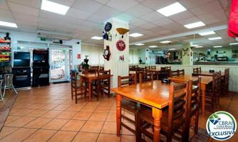Local comercial en venta en Roses photo 0