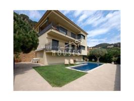Casa en venta en Lloret de Mar, Canyelles photo 0