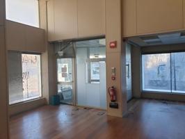 Local comercial en venta en Burgos, Centro photo 0