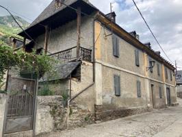 Casa en venta en Bossòst photo 0