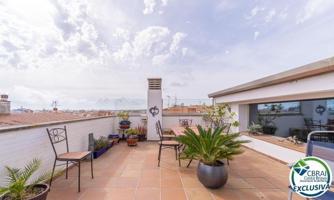 Apartamento en venta en Roses, Puig-Rom photo 0