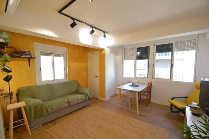 Apartamento en alquiler en Almería, Zapillo photo 0