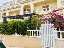 Duplex en alquiler en Santa Pola, Calas de Santiago Bernabeu photo 0