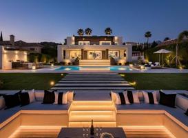 Chalet en alquiler en Marbella, Nueva Andalucia photo 0