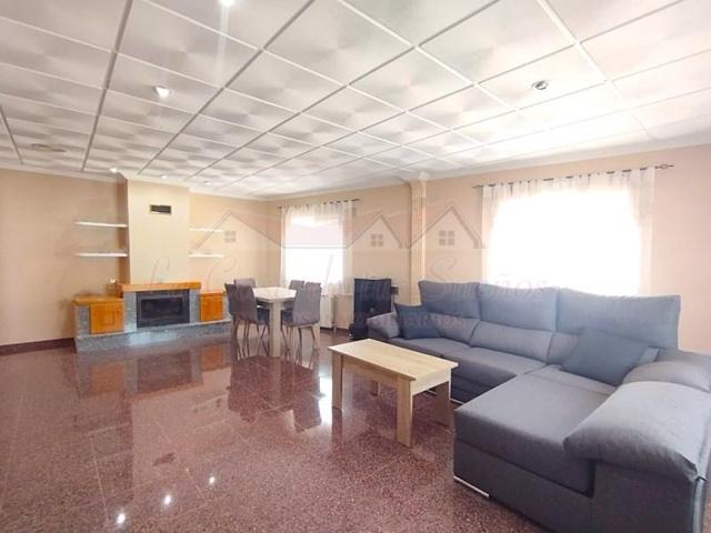Apartamento en venta en Sax photo 0