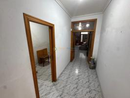 Casas de pueblo en venta en Oliva, Centrico photo 0