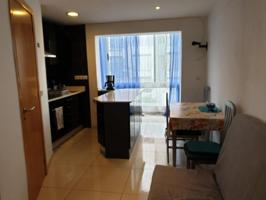 Apartamento en venta en Roses, Santa Margarida photo 0
