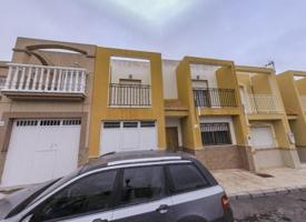 Adosada en venta en Vícar, La Gangosa photo 0