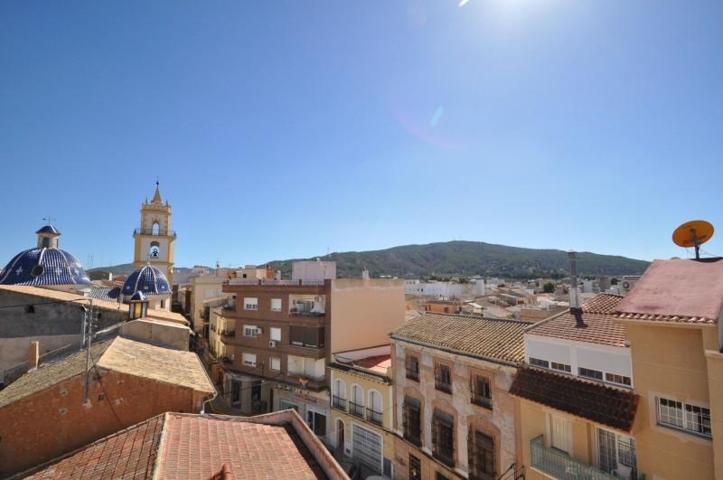 Apartamento en venta en Pinoso, Comunidad valenciana photo 0