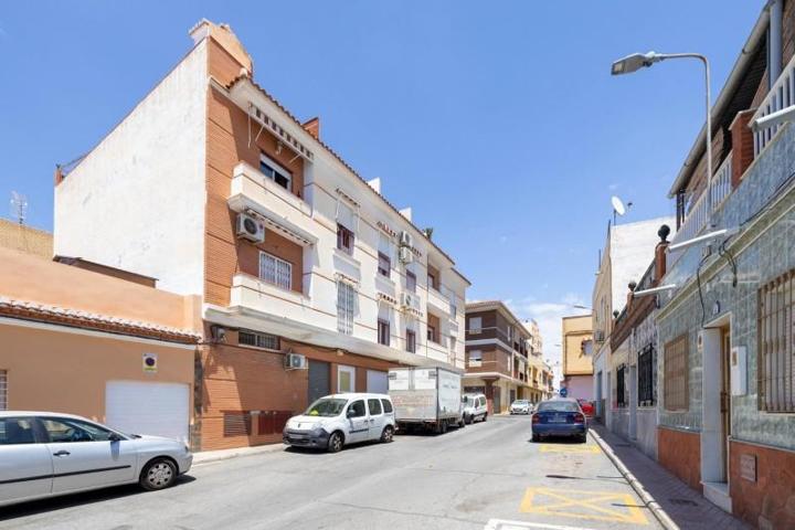 Piso en venta en Motril, Motril pueblo photo 0