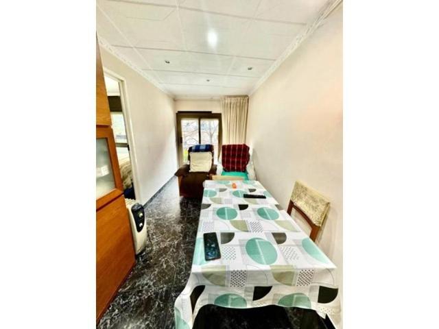 Piso en venta en Santa Coloma de Gramenet, Raval-Santa Rosa-Safaretjos photo 0