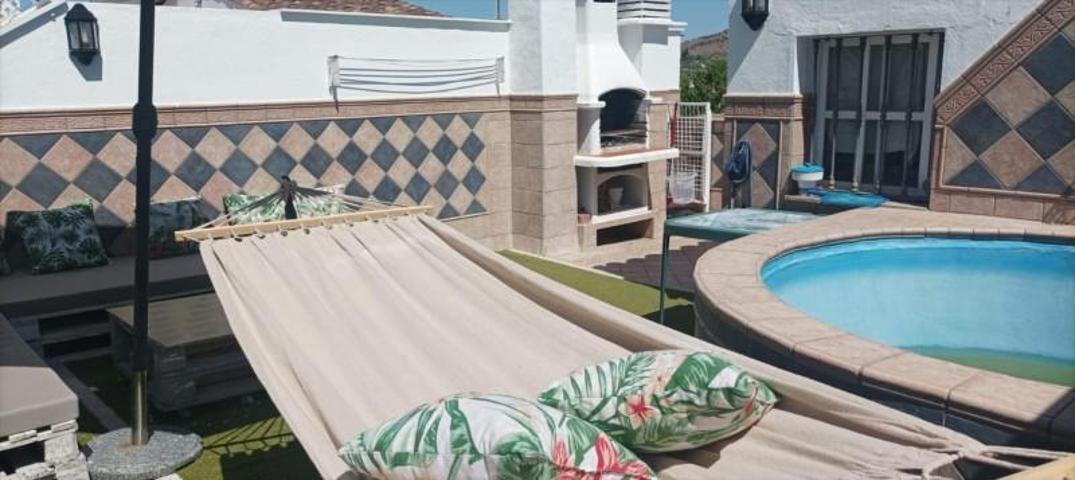 Adosada en venta en Lucena, Lucena photo 0