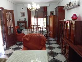 Adosada en venta en Lucena, Lucena photo 0