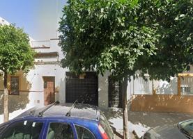Apartamento en venta en Sevilla, Cerro del Águila photo 0