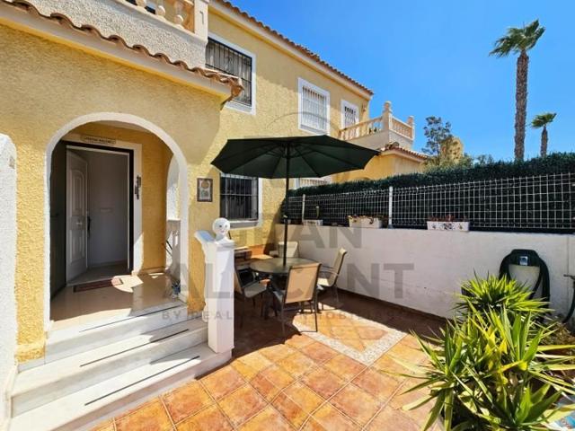 Bungalow en venta en Santa Pola, Monte y Mar bajo photo 0