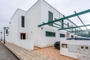 Duplex en venta en Yaiza, Playa Blanca photo 0