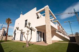 Bungalow en venta en Pilar de la Horadada, Zona Pueblo photo 0