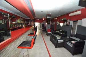Local comercial en venta en Calpe, Calpe photo 0