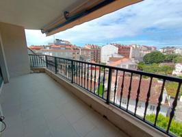 Piso en venta en Sanxenxo, Salnés photo 0