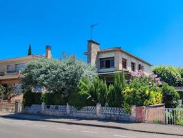 Chalet en venta en Banyoles, C- Sardana photo 0